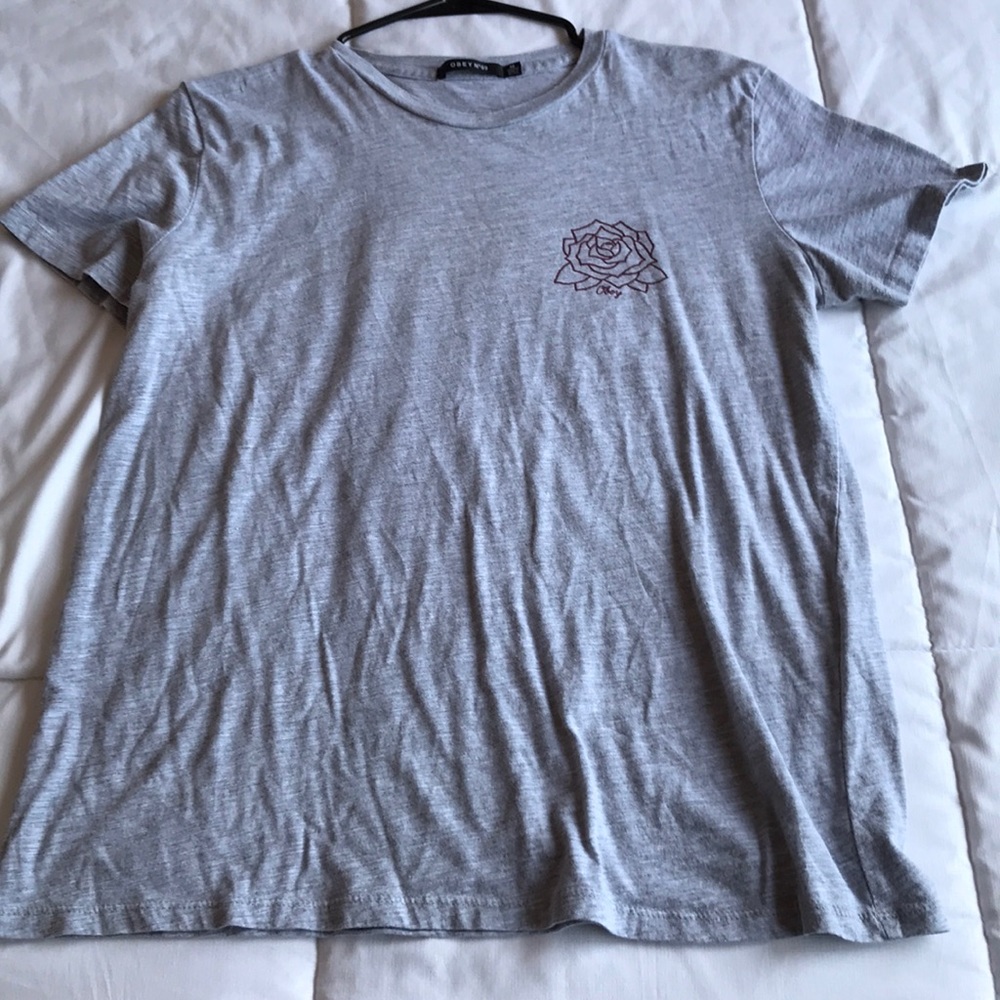 Obey t shirt